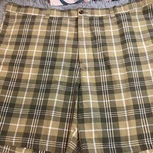 Amazon Essential Olive plaid Big mens Size 52 shorts with expandable waist